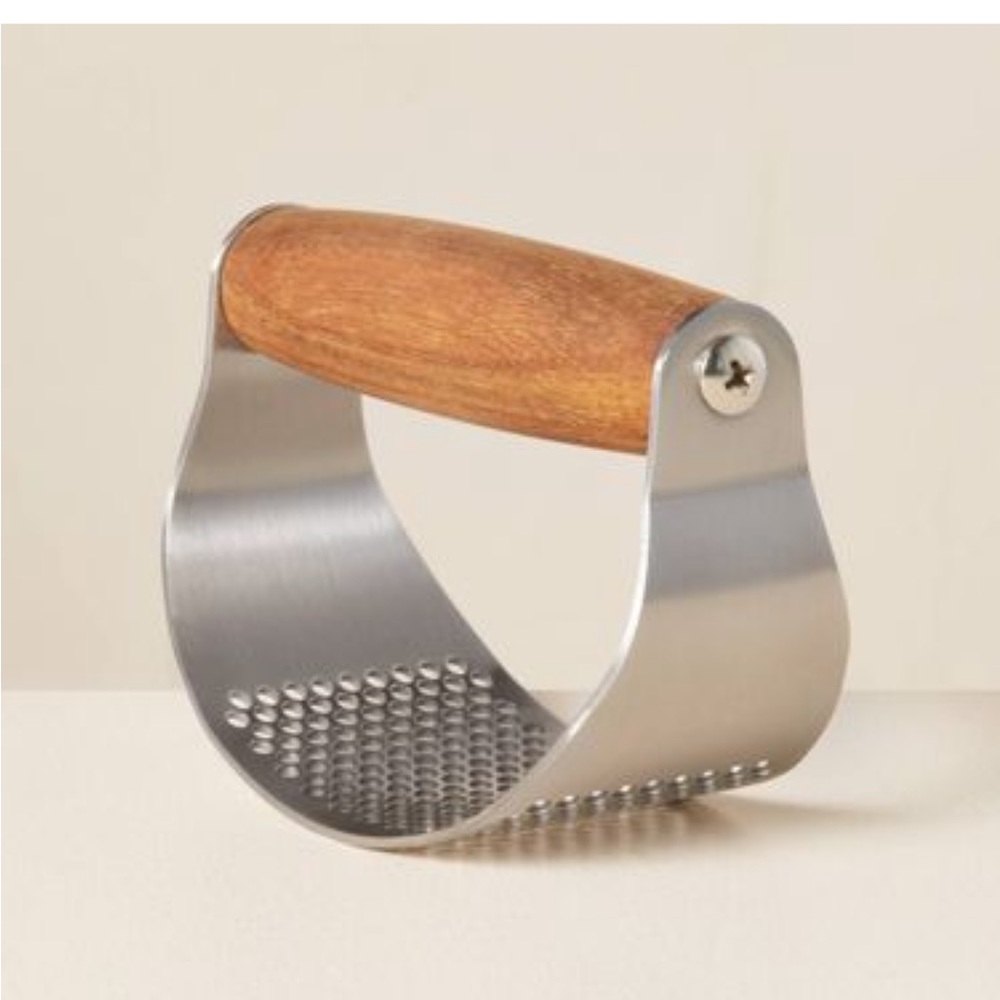 HEARTH & HAND with Magnolia garlic press